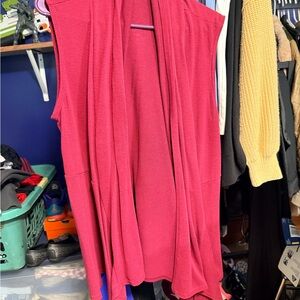 Elegant Sleeveless Red Women's Poncho